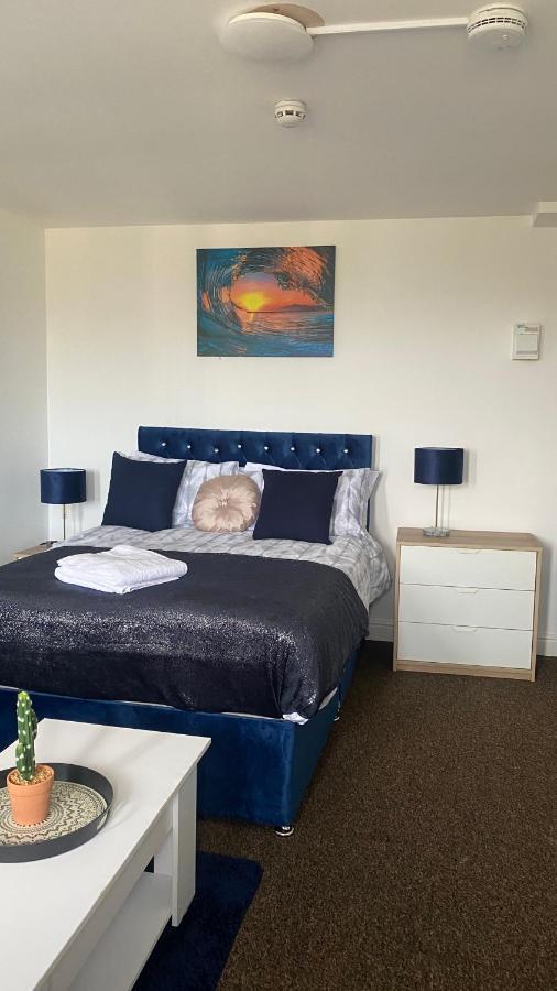 Bv Cosy Studio Eleven At Deighton Huddersfield Apartment Екстериор снимка