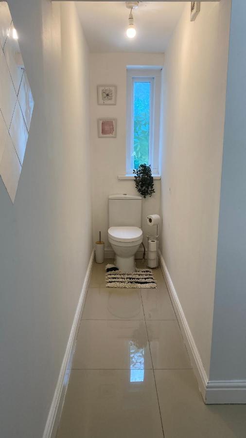 Bv Cosy Studio Eleven At Deighton Huddersfield Apartment Екстериор снимка