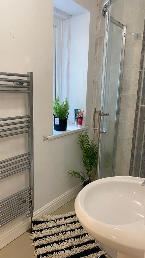 Bv Cosy Studio Eleven At Deighton Huddersfield Apartment Екстериор снимка